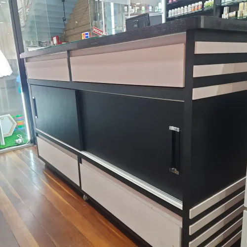 Balcão moderno para organização