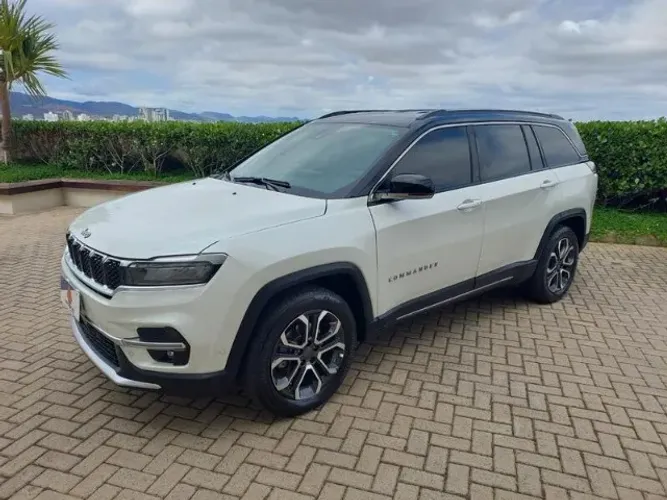 Jeep Commander Limited T270 1.3 TB Flex AUT 2025