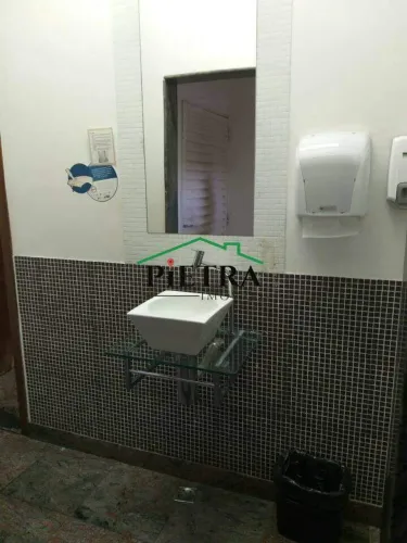 Ótimo andar de 1.000 m² para locação no Vila da Serra