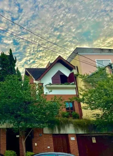 Casa à venda em Barueri, Jardim Regina Alice, com 3 quartos, com 106 m²