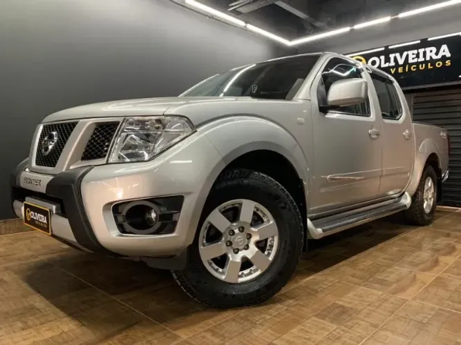 Nissan Frontier S CD 4X4 2.5 TB Diesel 2015