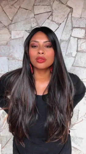 Peruca - morena iluminada/ premium