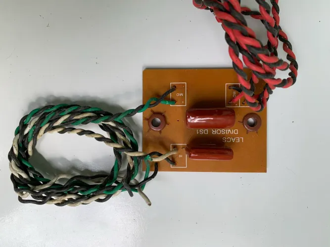 Divisor de frequência Leac?s DS 1 (3 vias)