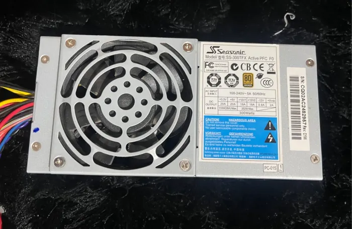 Fonte De Alimentação Pc Seasonic Ss-300tfx 300w 100/240v