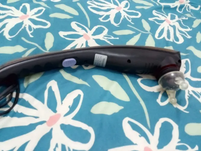 Massageador elétrico