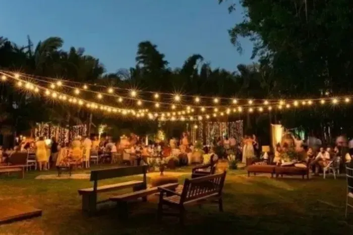 Varal De Lâmpadas 30mt 30 lâmpadas 15w Incandescente Cada Metro Iluminação Festa Casamento