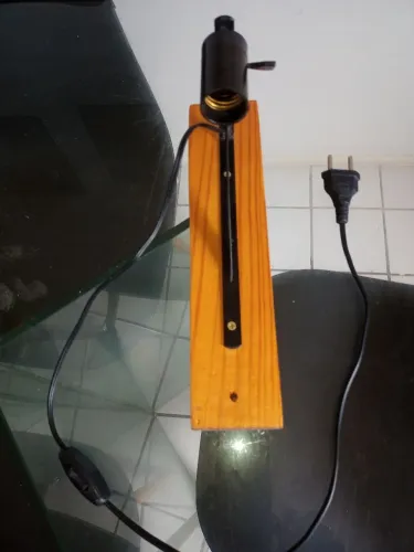 Luminária de Mesa com Soquete para Lâmpada