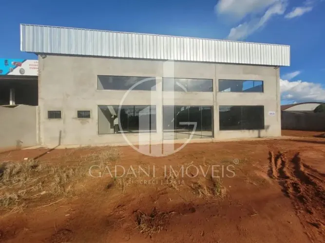 BARRACÃO DE 540M² PARA LOCAÇÃO POR R$ 14.000,00 NO SETOR INDUSTRIAL SUL EM SINOP/MT - GADA
