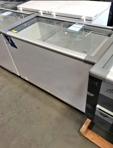 Freezer Industrial com Tampa de Vidro 411L Fricon - Marcos