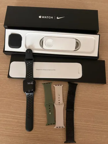 Apple Watch Series 7 - Nike Edition
