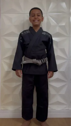Kimono de Jiu-Jitsu Reforçado Preto WOLF