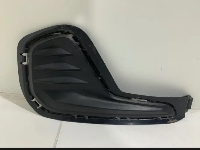 Moldura milha onix 2020 a 2024