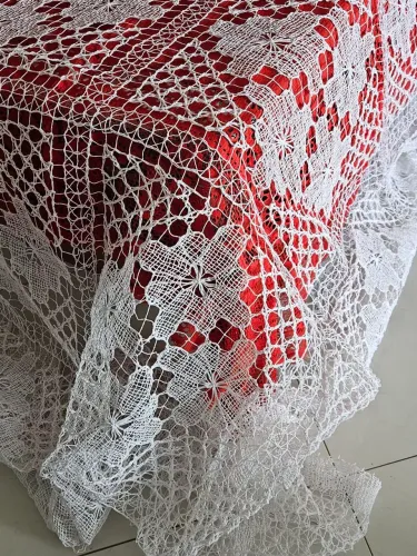 Colcha / Toalha de Renda de Filé Artesanal Luxo