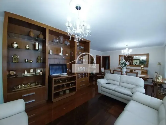 Apartamento à venda, 3 quartos, 1 suíte, 2 vagas, Centro - Sete Lagoas/MG