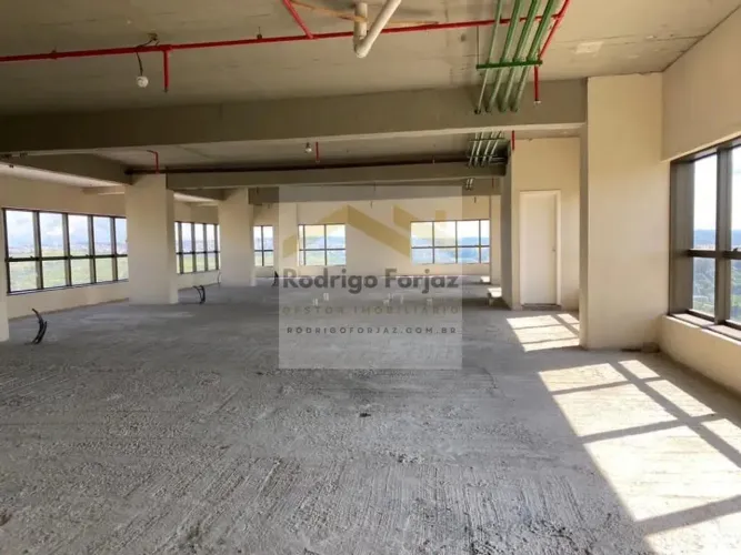 EXCELENTE SALA COMERCIAL EM BARUERI/SP - ANDAR INTEIRO, A/C: 636m², 08 Vagas