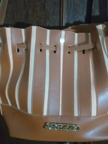 Bolsa de Couro Arezzo