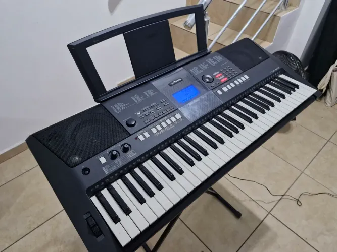 Teclado Yamaha PSR- E423