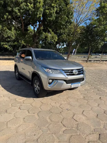 Toyota Hilux SW4 SRV 4X2 2.7 Flex 16V Aut. 2019