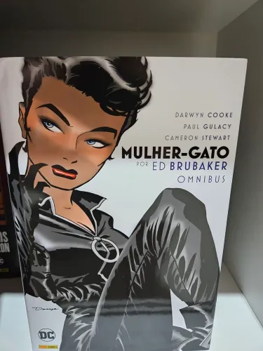 Mulher Gato - Omnibus