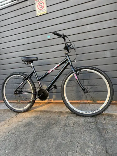 Bicicleta Ceci aro 26 revisada com nota apenas pegar e anda