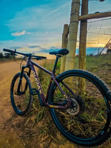 Bike Audax ADX 300 Shimano Cues 11v| Aro 29 |Quadro 17 Boost |Suspensão a Ar | Nota Fiscal
