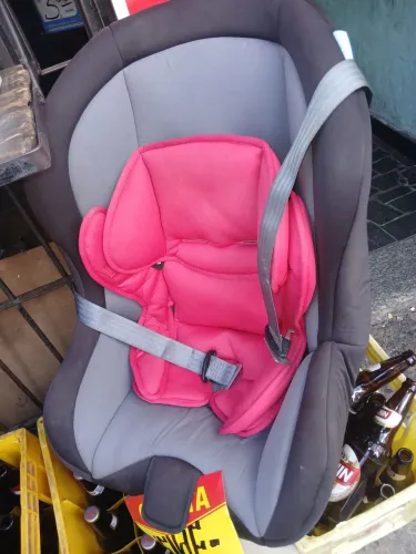 Cadeirinha de bebê para carro