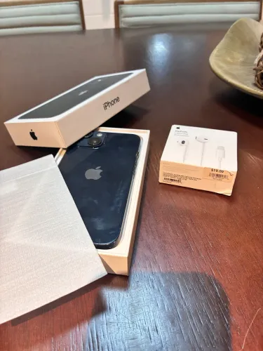 Iphone 14 128 gb com caixa com fone original, proteção de tela e capa PROMO DOS NAMORADOS