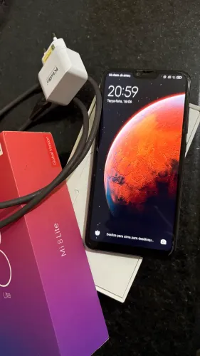 Xiaomi Mi 8 Light