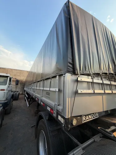 Carreta Randon LS 14 metros