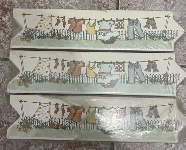 Vendo cerâmica decorativa para lavanderia
