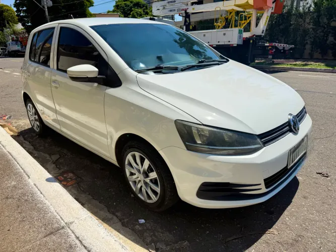 Volkswagen Fox Trendline 1.6 Flex 8V 5P 2016