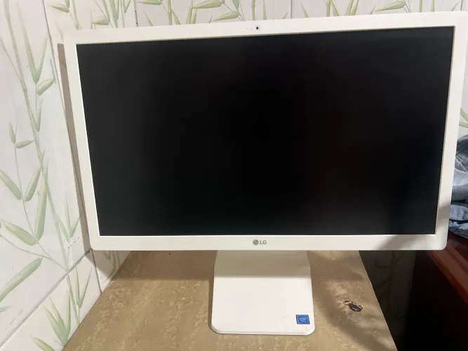 Vendo computador lg all in one branco