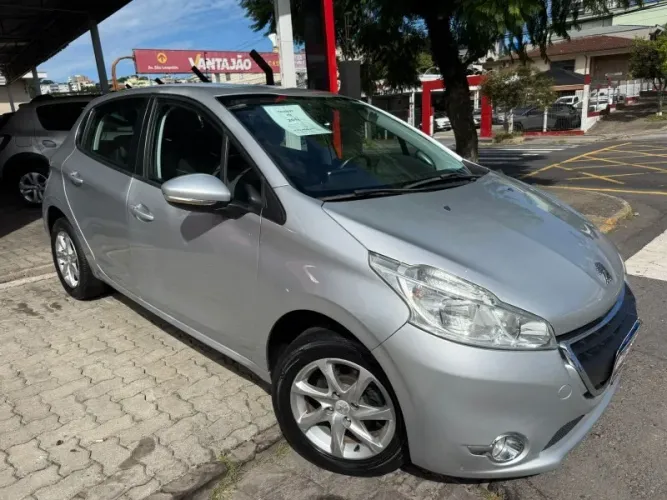 Peugeot 208 Active/active Pack 1.5 Flex 8V 5P 2016