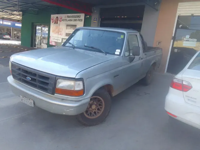 Ford F-1000 XL 2.5 HSD Diesel TB 1998