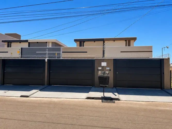 Casa 2/4 com suíte região sul próx nova Havan