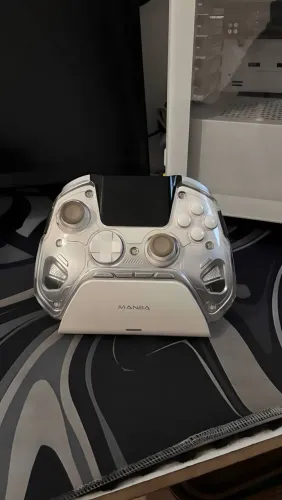 ? CONTROLE MANBA ONE V2 ? | DESIGN PREMIUM, RGB E ALTA PERFORMANCE PARA GAMERS! 