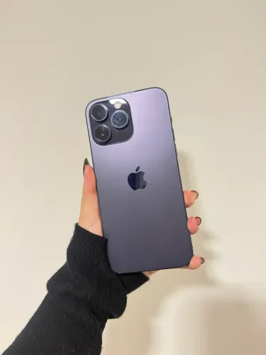 iPhone 14 Pro Max Roxo