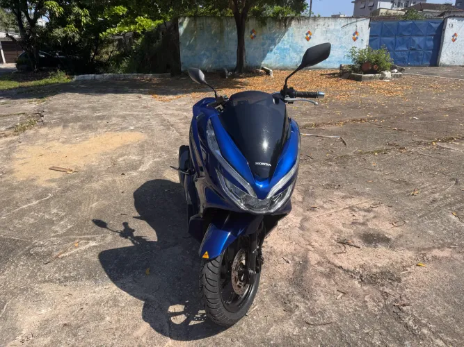 Pcx raridade apenas com 15.000 km