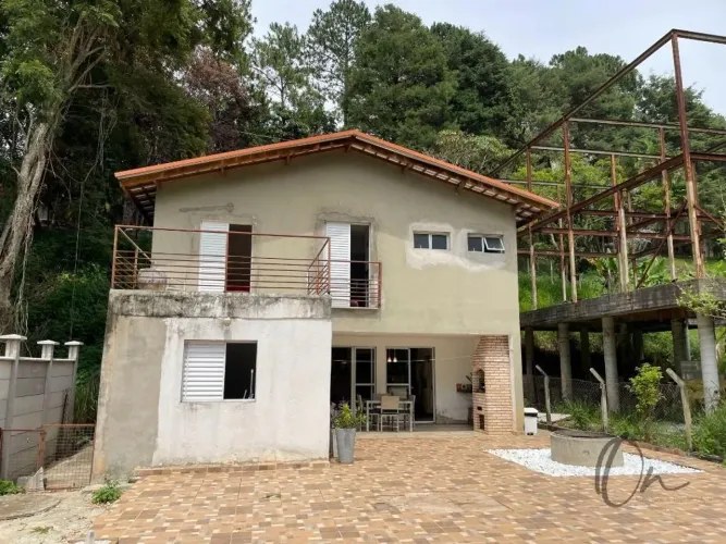 Casa à venda em condomínio na Granja Carneiro Viana, Cotia-SP: 5 quartos, 5 suítes, 3 sala