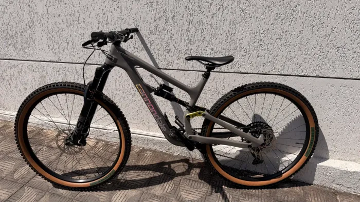 Bicicleta Cannondale Habit Carbon 1 (Full carbon)