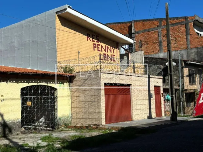 Prédio, 300M², à Venda por R$ 845.000,00 - Sacramenta, Belém (Pa)