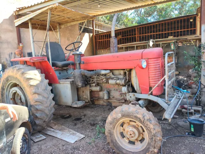 Trator 95x 6 cilindros direção hidráulica 