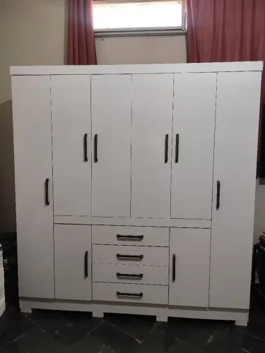 Guarda roupa casal