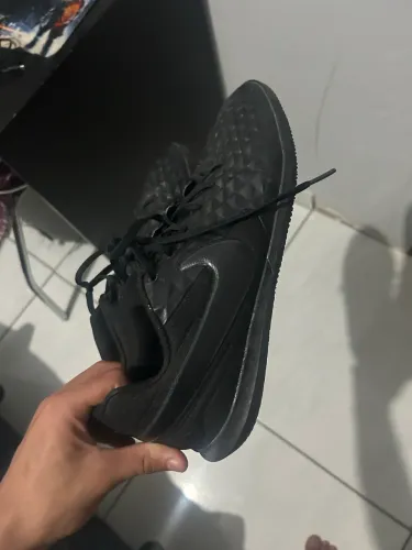 Chuteira futsal NikeTiempo Legend 8 Club IC