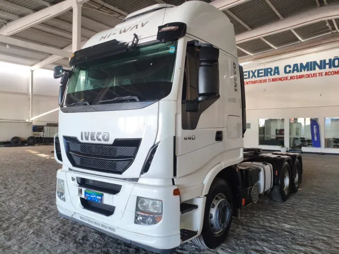 VENDO CAVALO IVECO 440
