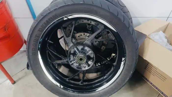 Roda traseira cb twister 250