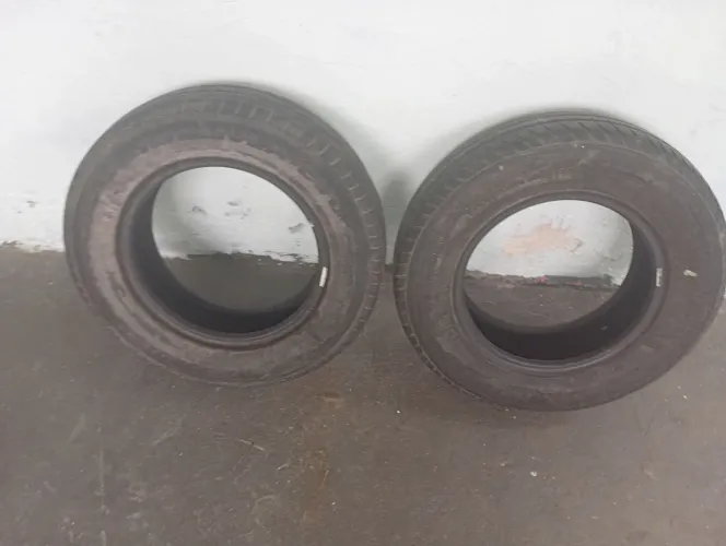 Pneus 175/75. Roda 13