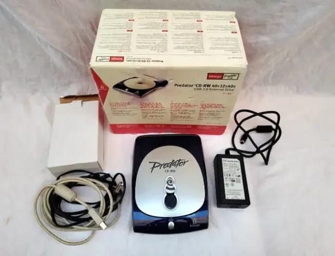 Drive Cd-rw Externo Usb Predator Na Caixa