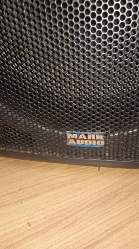 Vendo caixa ativa , MARK ÁUDIO MKA1550A. Caixa funcionando normalmente com Bluetooth.
