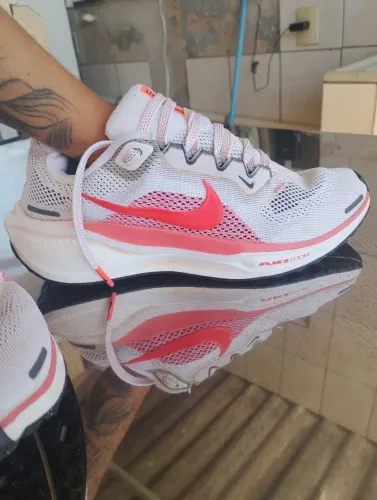 Nike Pegasus..tamanho 36 novooo